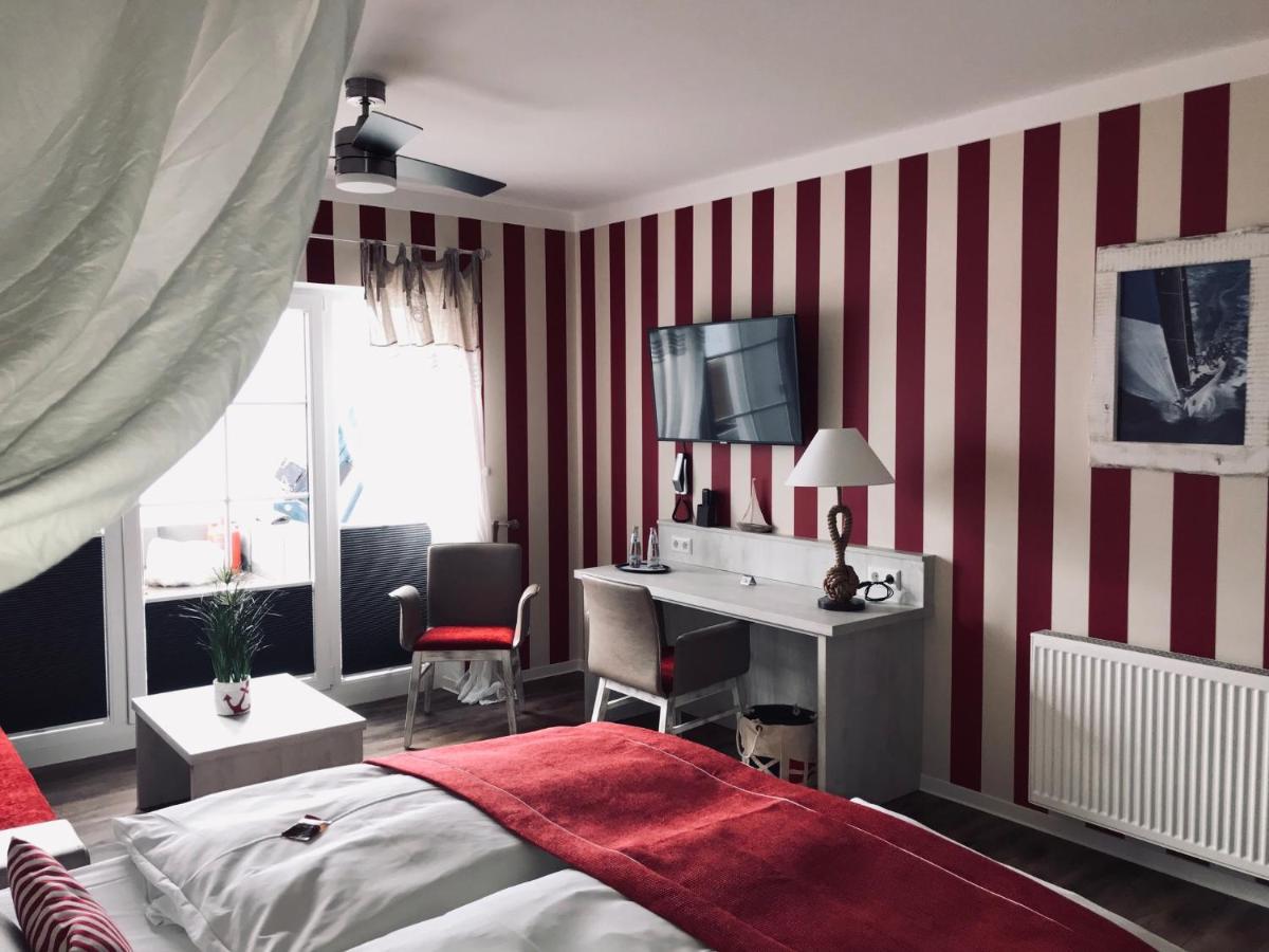Hotel Der Leuchtturm-Gastro Gmbh à Geierswalde Extérieur photo